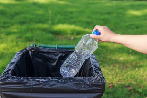 Residential waste removal with grab hire